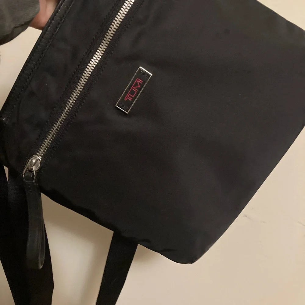 EUC TUMI Black Crossbody Bag - Picture 7 of 8